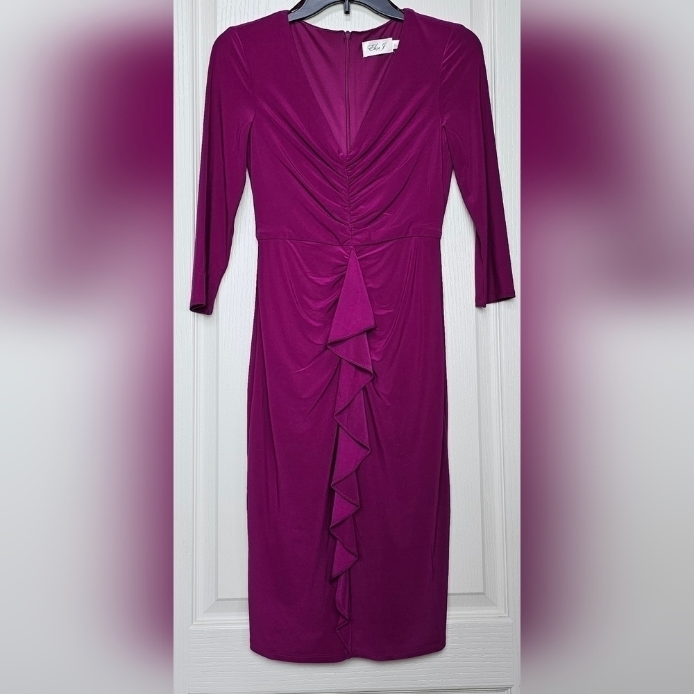 NWOT Eliza J Ruched Long Sleeve Sheath Dress sz 2 MAGENTA - Picture 2 of 7